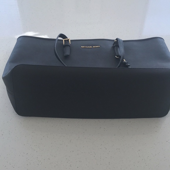 Michael Kors bag - Picture 5 of 6